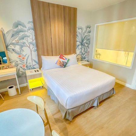 Harolds Hotel Кесон-Сити Экстерьер фото