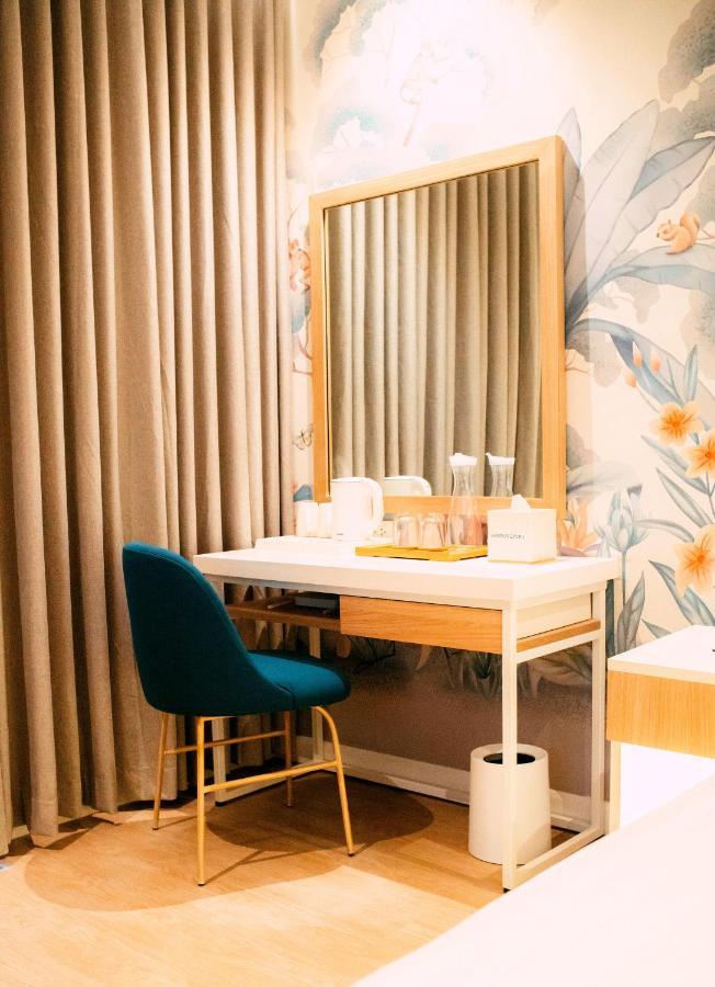 Harolds Hotel Кесон-Сити Экстерьер фото